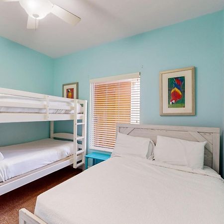 Splash Resort Condos II Panama City Beach Room photo